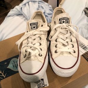 Converse white lace